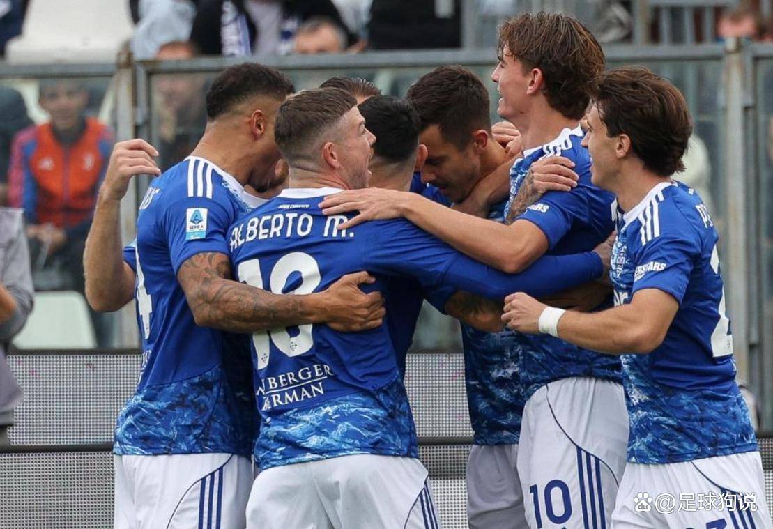 7场8球爆发，阿根廷新星，能否接班梅西？
        
    7场8球爆发，阿根廷新星，能否接班梅西？